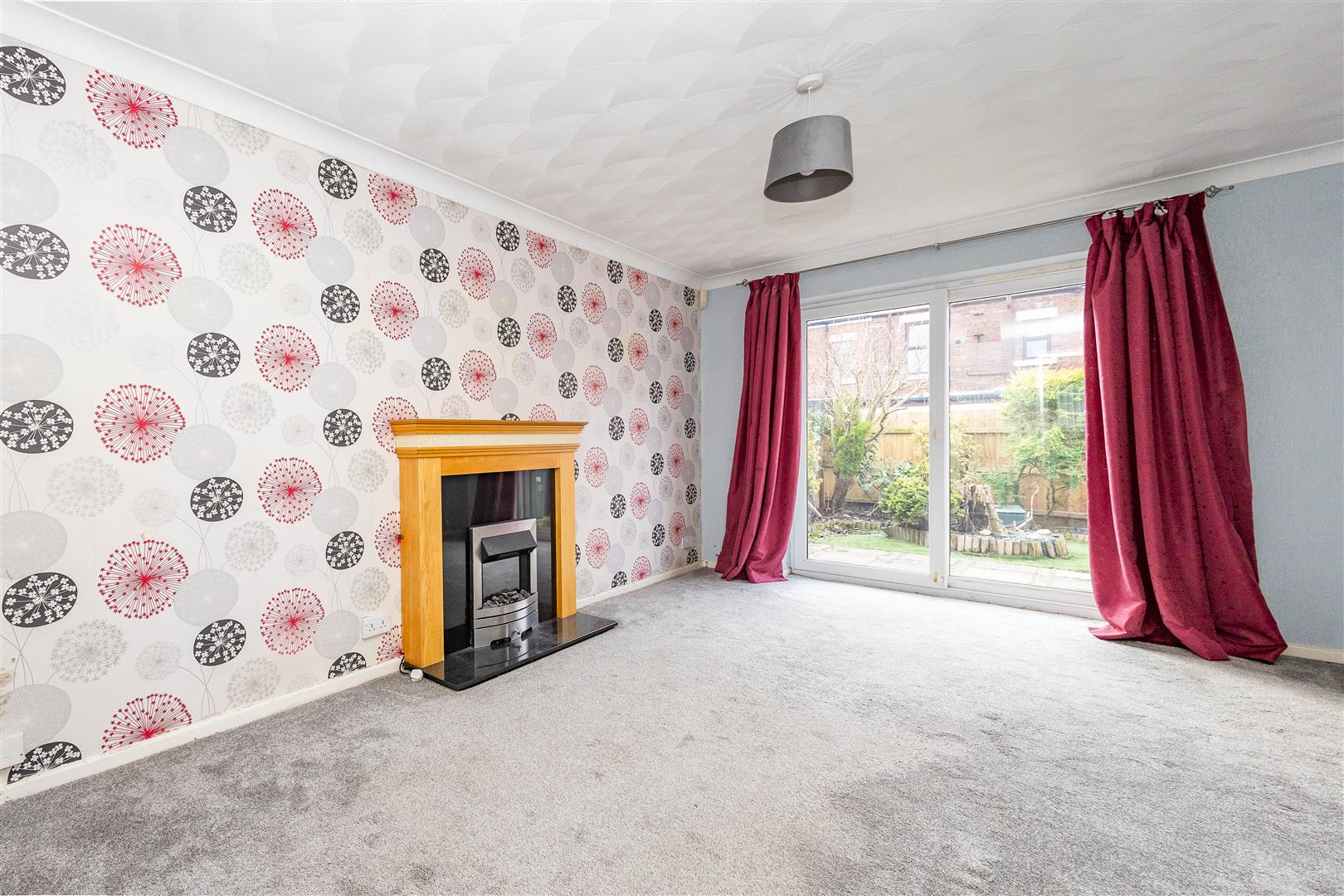 2 bed property in Pasture Field Close, Leyland